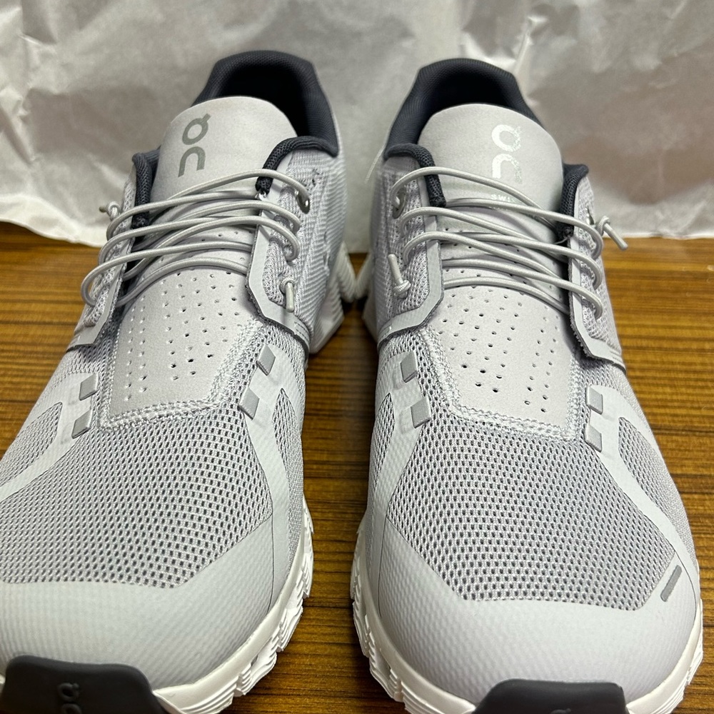 On Cloud Mens Sneaker, worn one time only! Dove Gray and White, US Size 11.5